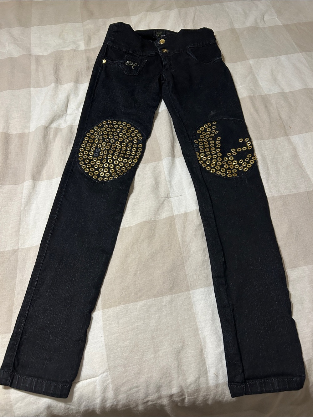 Women’s Black stretch skinny Jeans with Gold Stud Knee Detail
